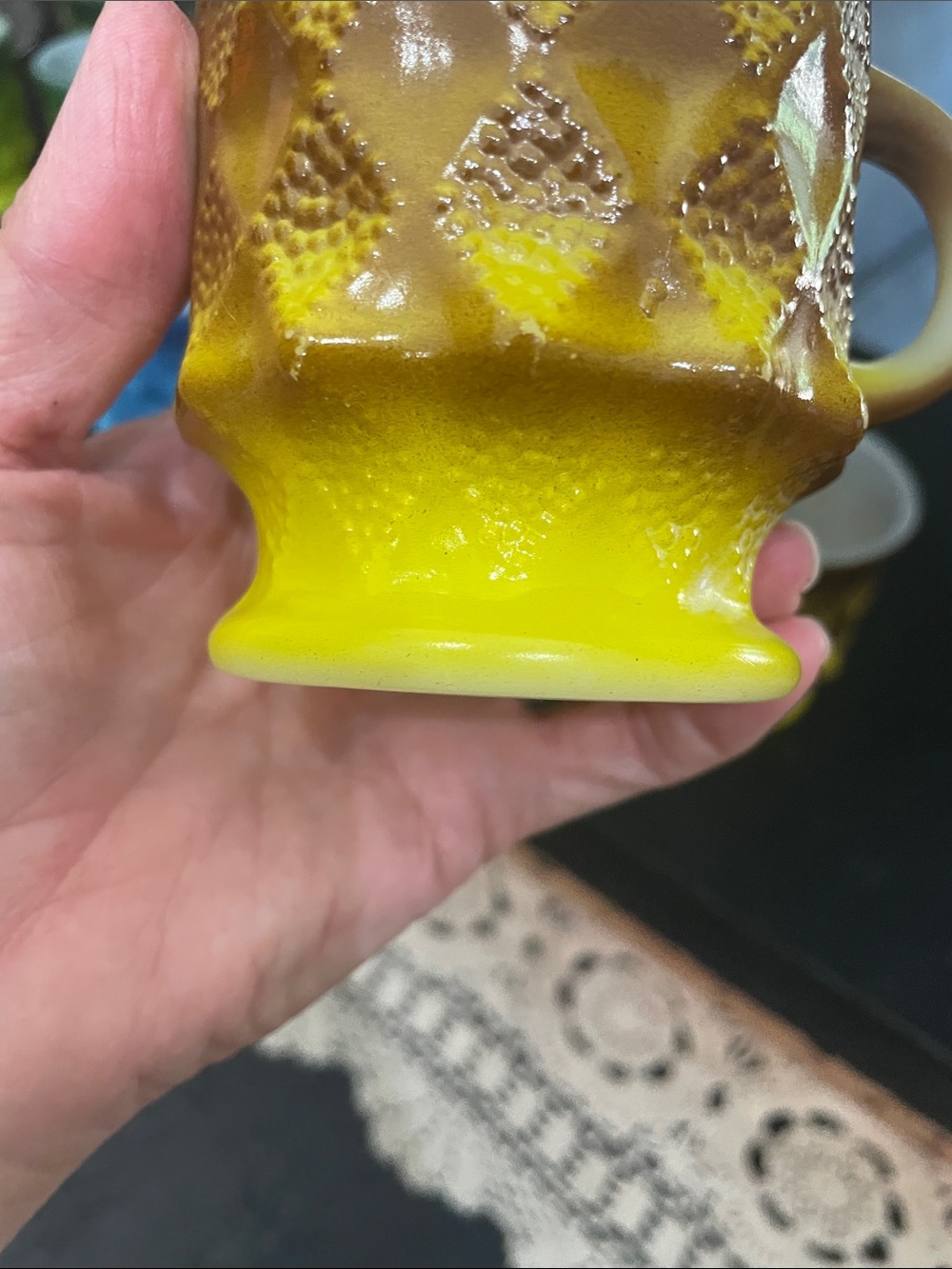 Fire King Kimberly Tan and Yellow Diamond Textured Ceramic Pedestal Mug-Set of 3 - Picture 7 of 7